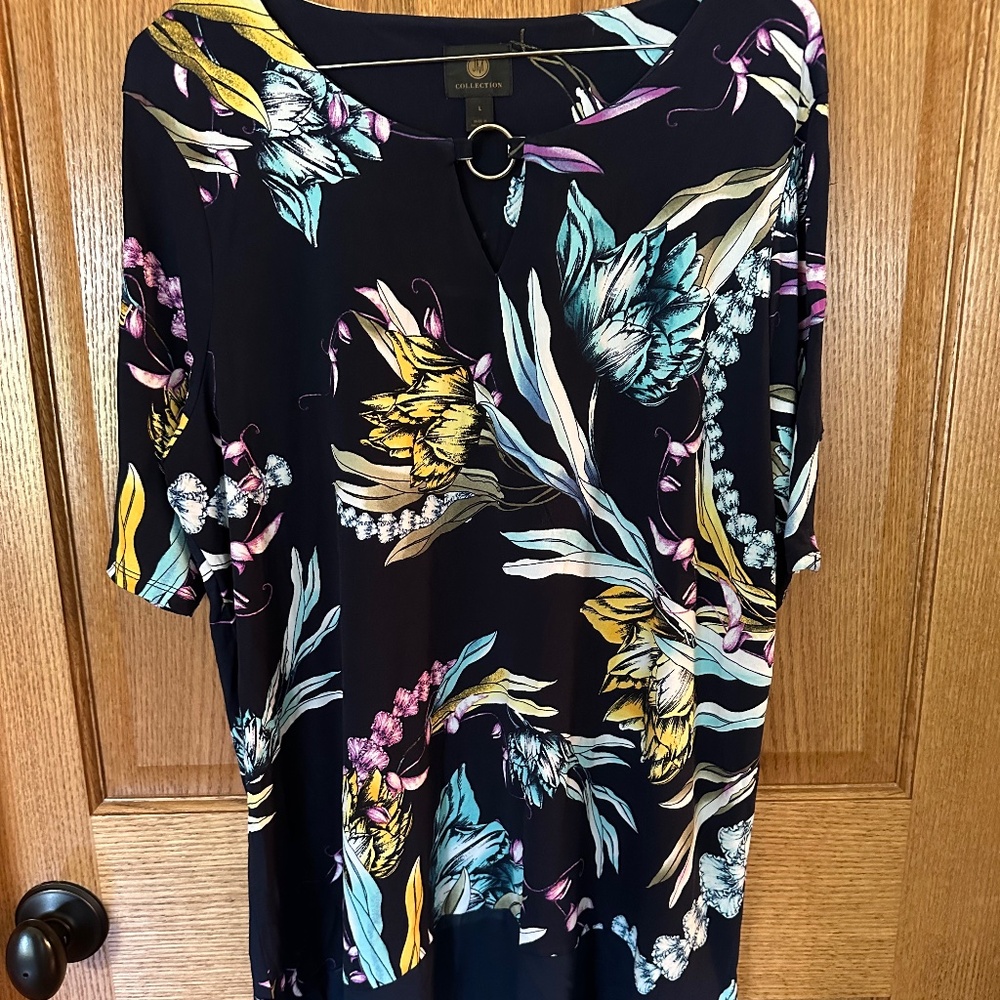 JM Collection Black Flowered Elbow Sleeve Blouse.  Size L.